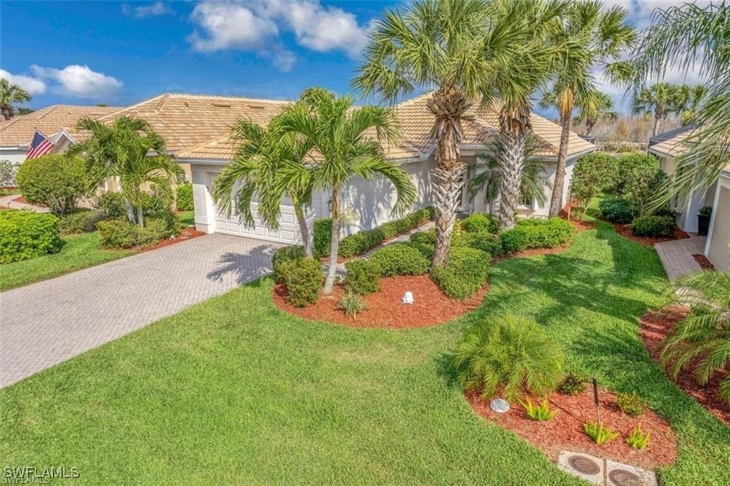 10025 Oakhurst Way - Photo 1