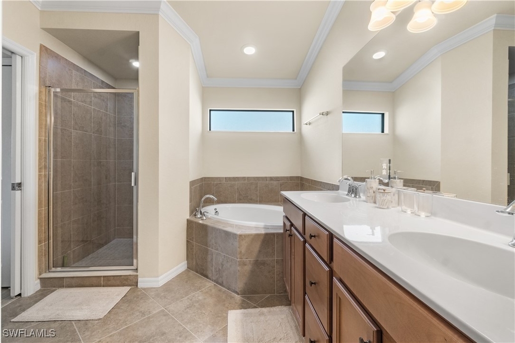 9510 Avellino Way - Photo 8