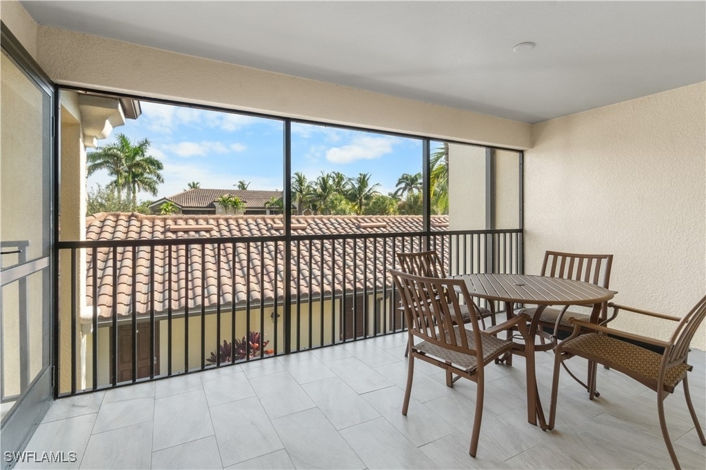 9510 Avellino Way - Photo 14