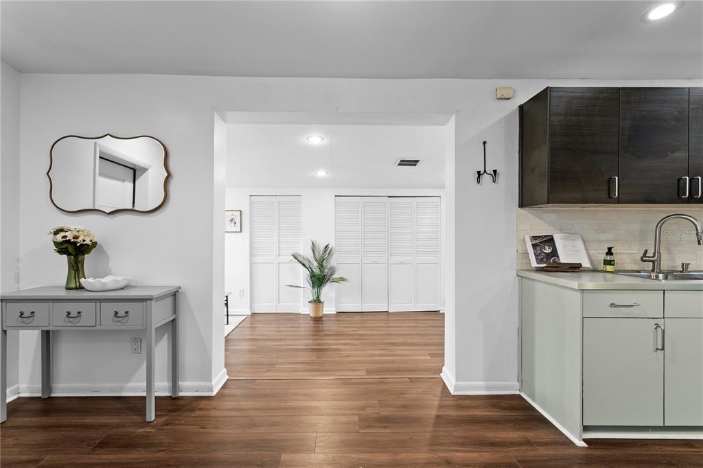 2407 S Lois Avenue - Photo 13
