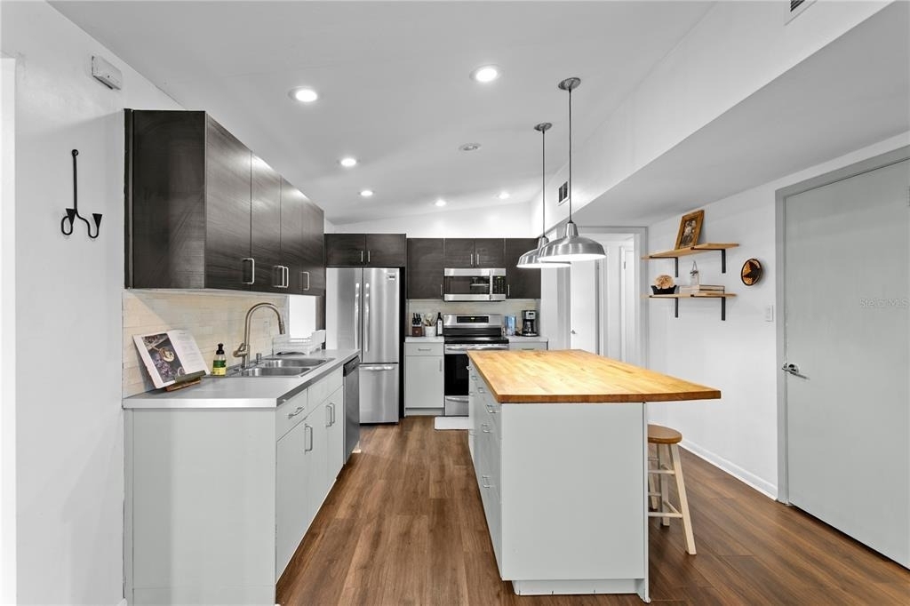 2407 S Lois Avenue - Photo 28