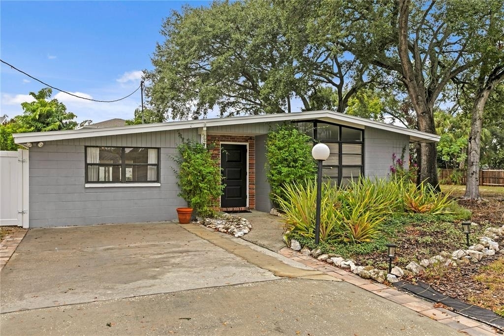 2407 S Lois Avenue - Photo 52