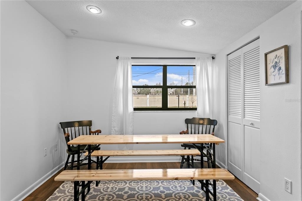 2407 S Lois Avenue - Photo 15