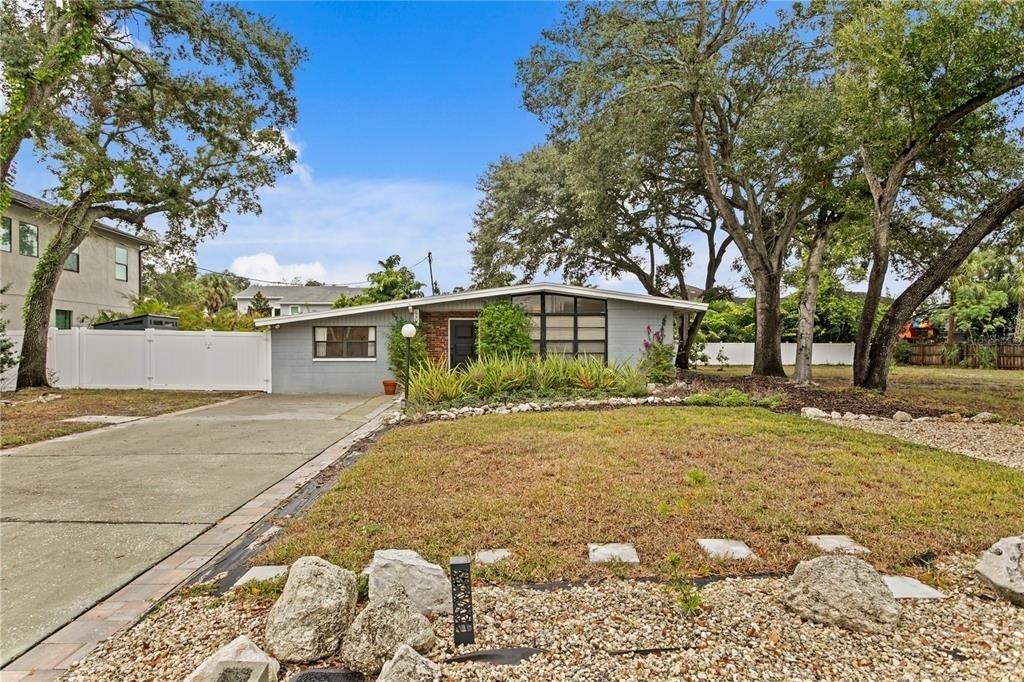 2407 S Lois Avenue - Photo 48