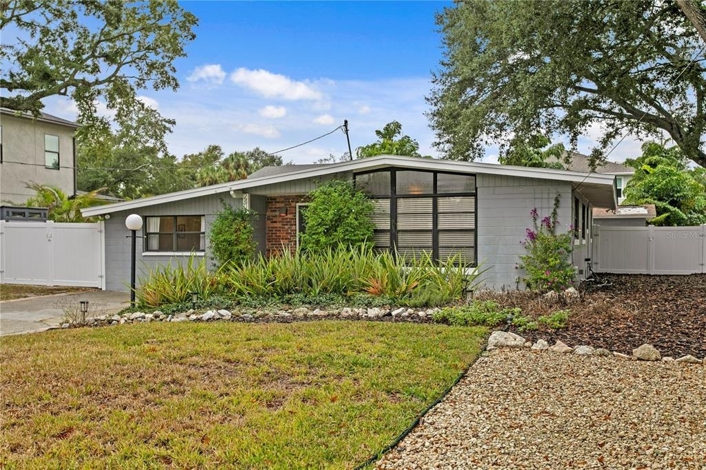 2407 S Lois Avenue - Photo 49