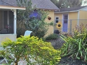 1370 Greenway Drive - Photo 2