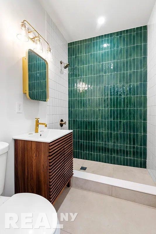 16 Howard Avenue - Photo 3