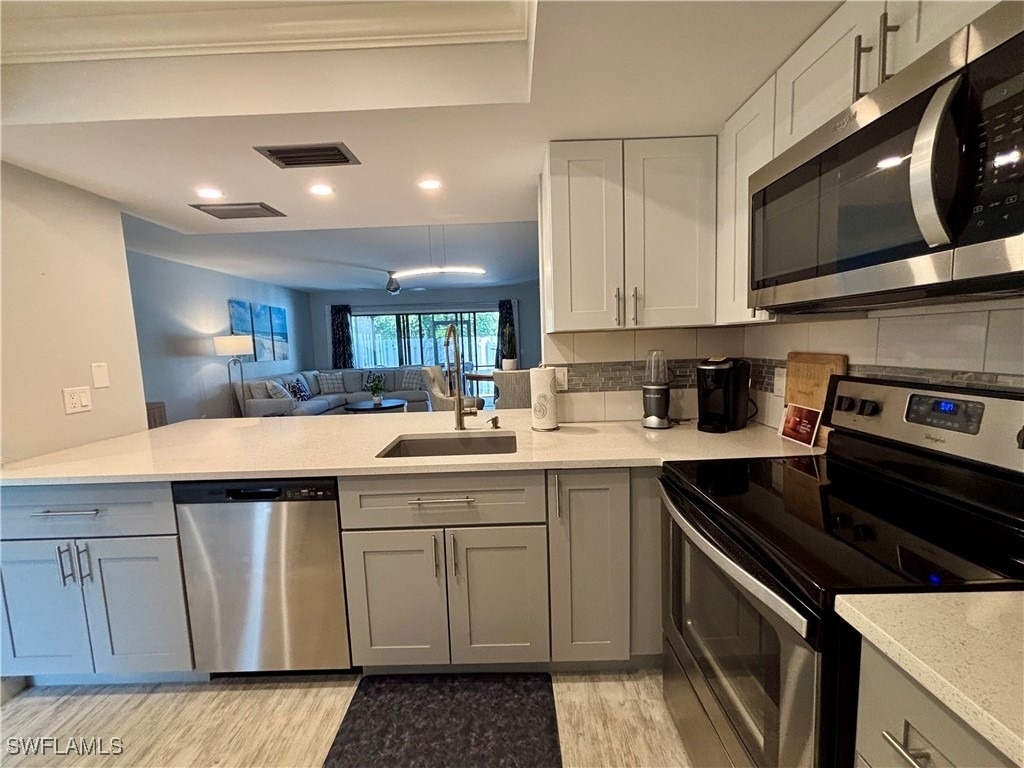 800 Meadowland Drive - Photo 4