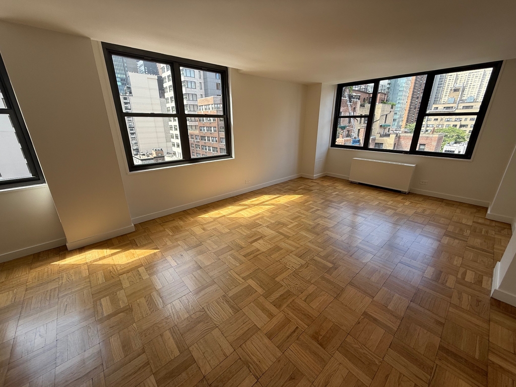  East 49th Street - Photo 1