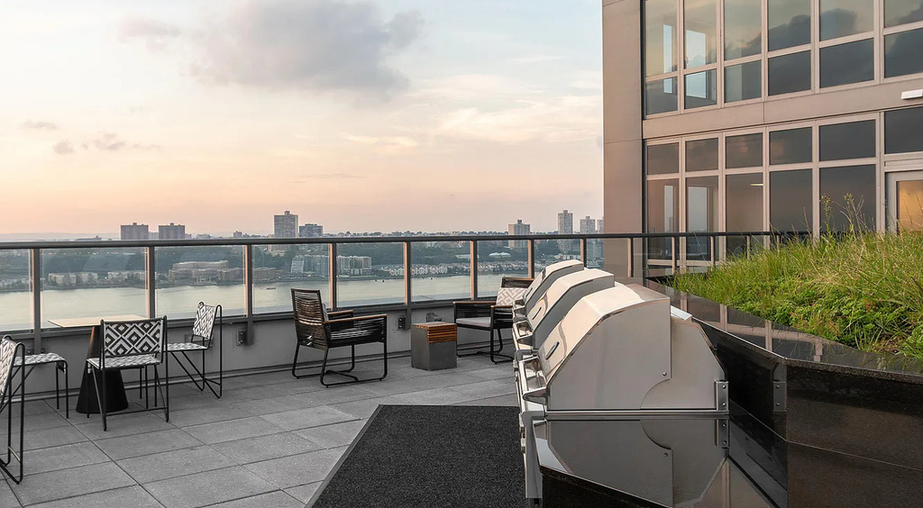 606 West 57th Street - Photo 12