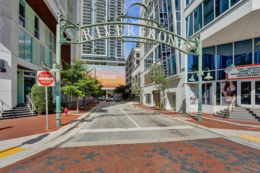 1315 Se 2nd Street - Photo 14