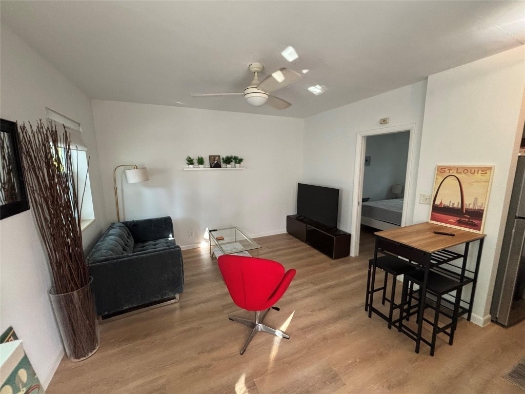 1315 Se 2nd Street - Photo 0