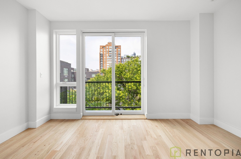 22 Frost Street - Photo 4