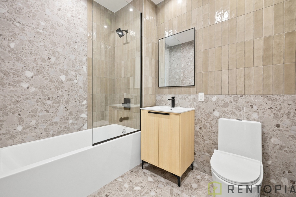 22 Frost Street - Photo 0