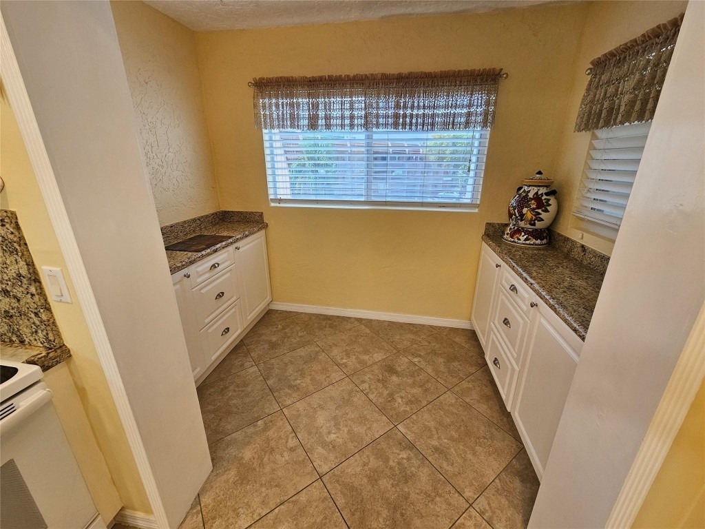 6650 Royal Palm Boulevard - Photo 4