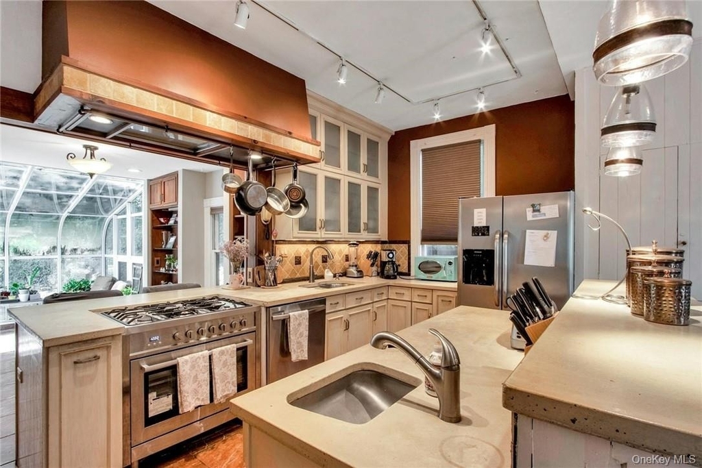 67 River Road - Photo 14