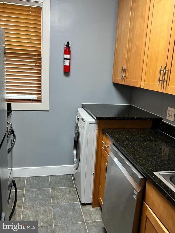 2838 Hartford Street Se - Photo 4