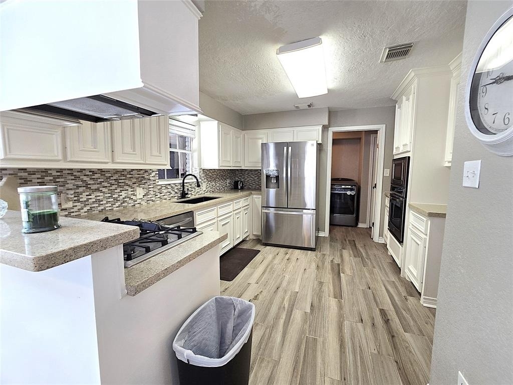 560 Brandon Road - Photo 3