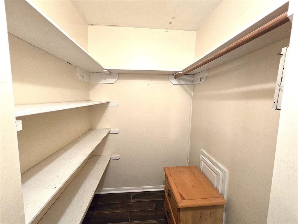 560 Brandon Road - Photo 18