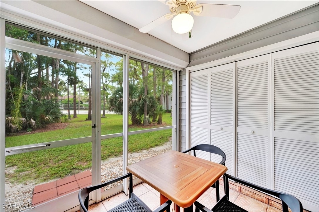 1925 Courtyard Way - Photo 7