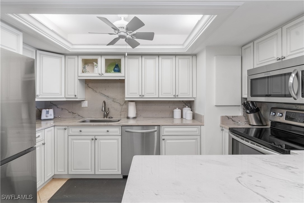 3443 Gulf Shore Boulevard N - Photo 4