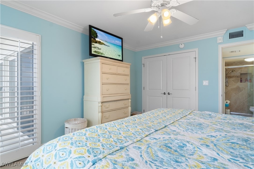 3443 Gulf Shore Boulevard N - Photo 8