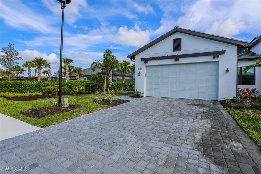 14759 Kingfisher Loop - Photo 1