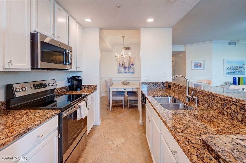 9521 Avellino Way - Photo 4