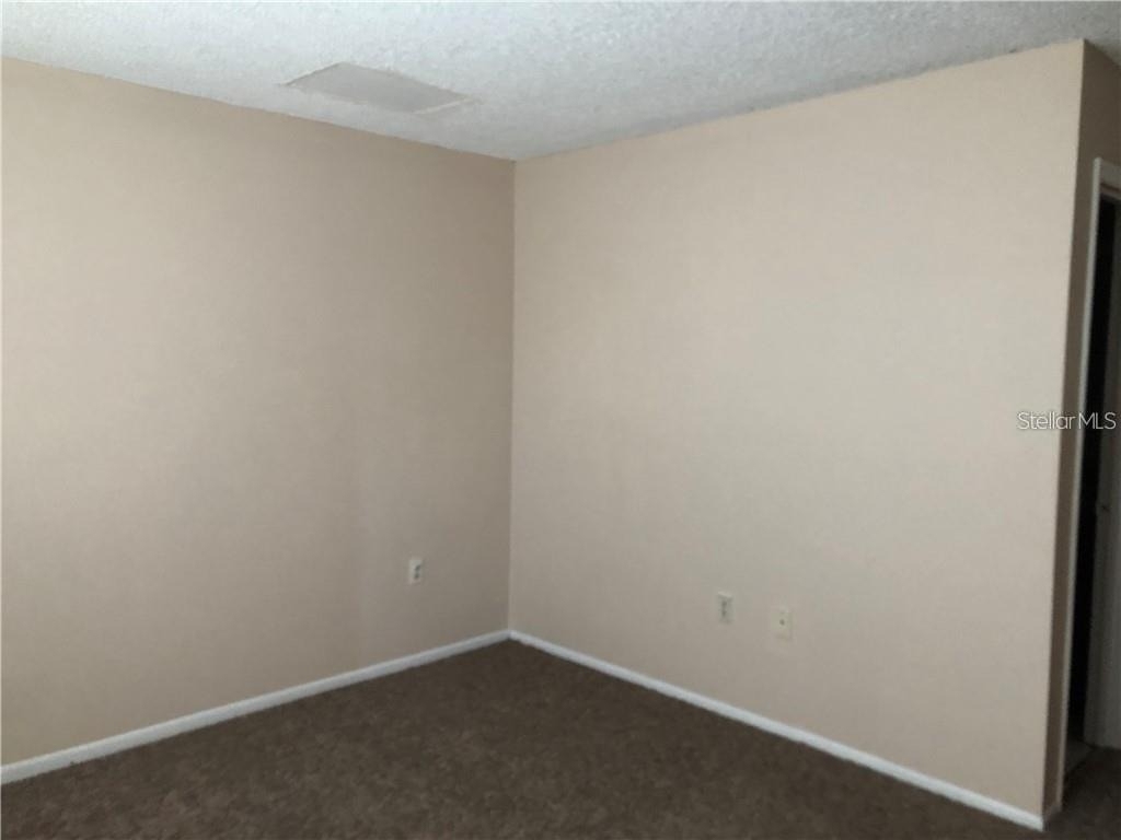 290 Flower Lane - Photo 3