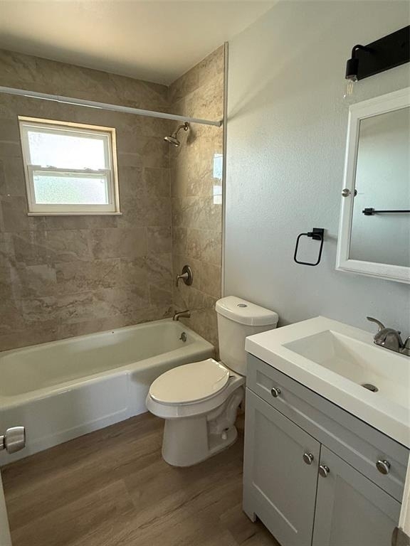 805 Louisville Street - Photo 2