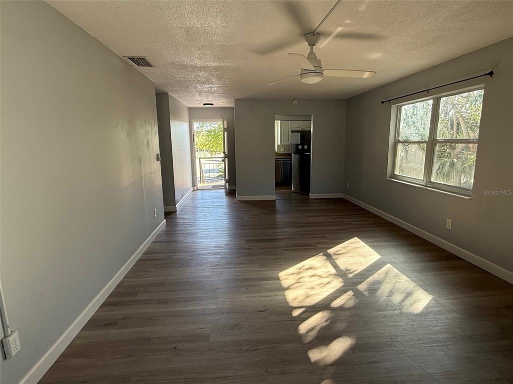805 Louisville Street - Photo 10