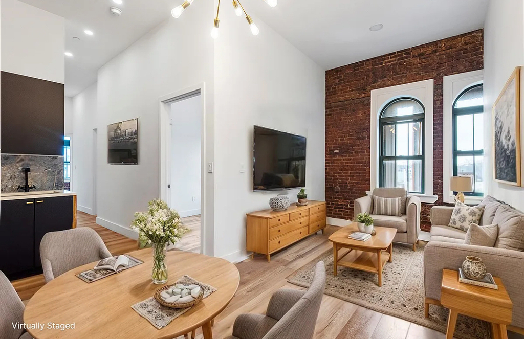 16 Howard Avenue - Photo 0