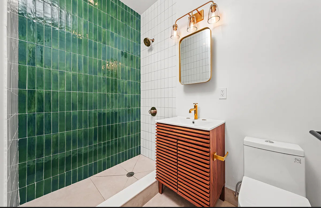 16 Howard Avenue - Photo 3