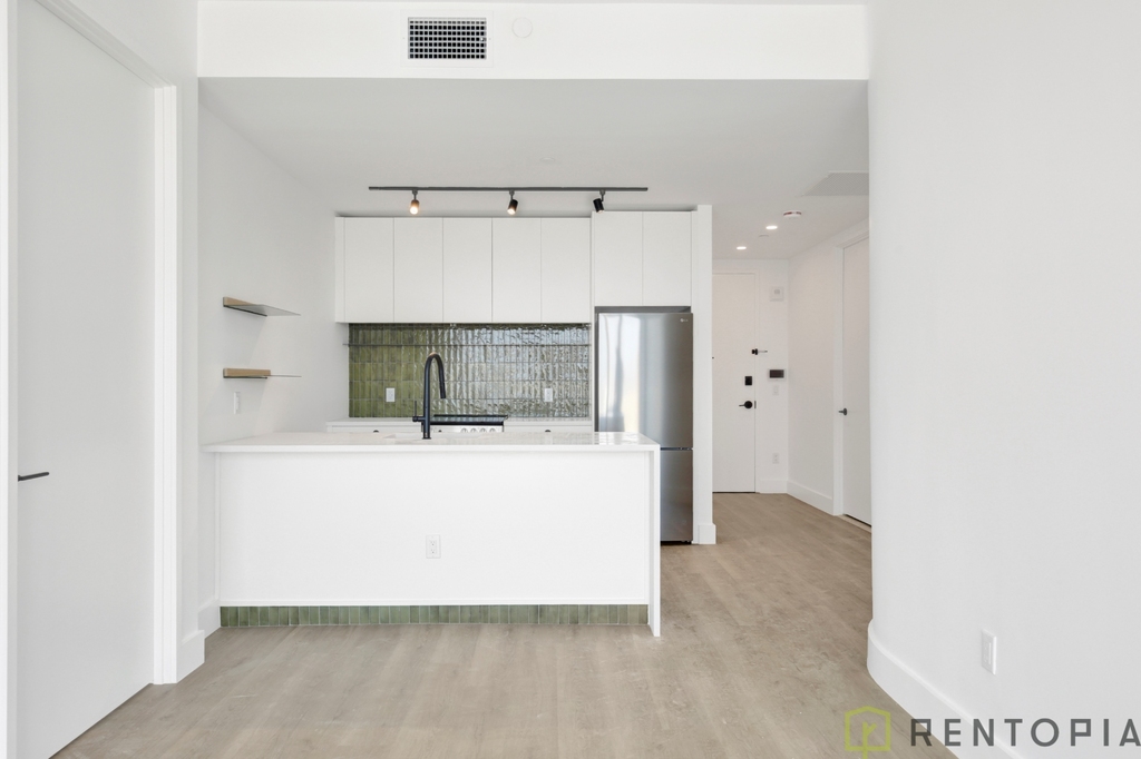 60 Cedar Street - Photo 1