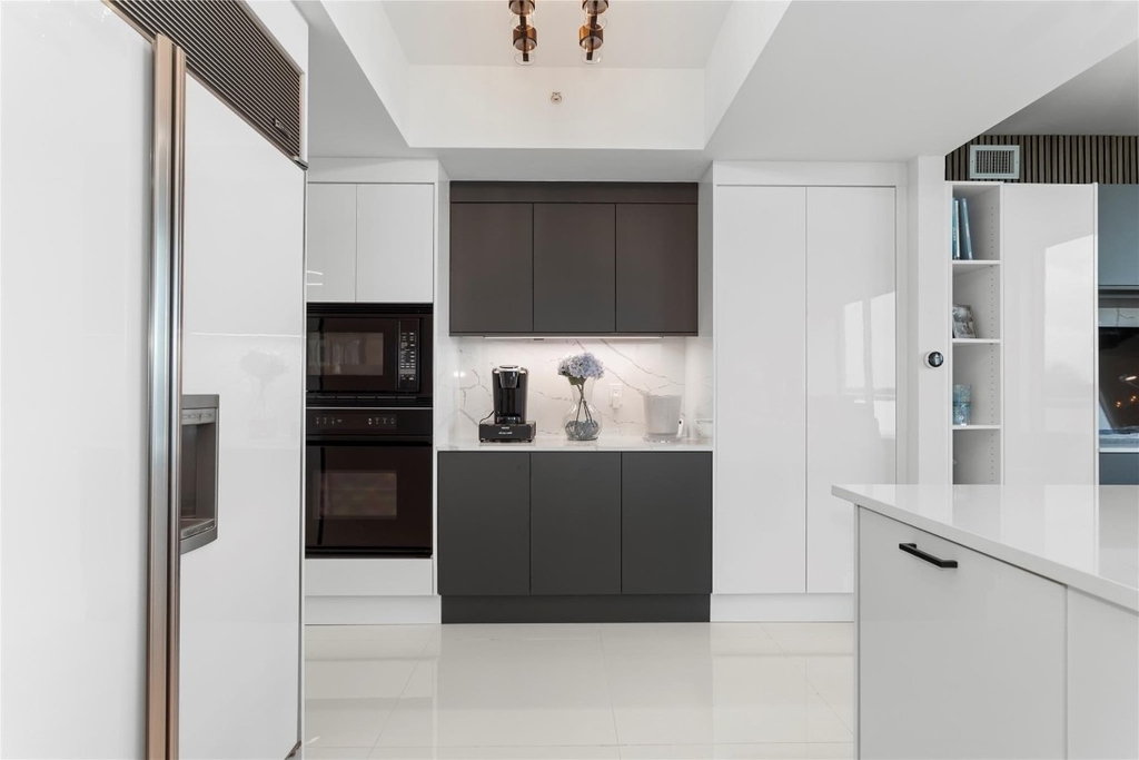 3535 S Ocean Drive - Photo 16