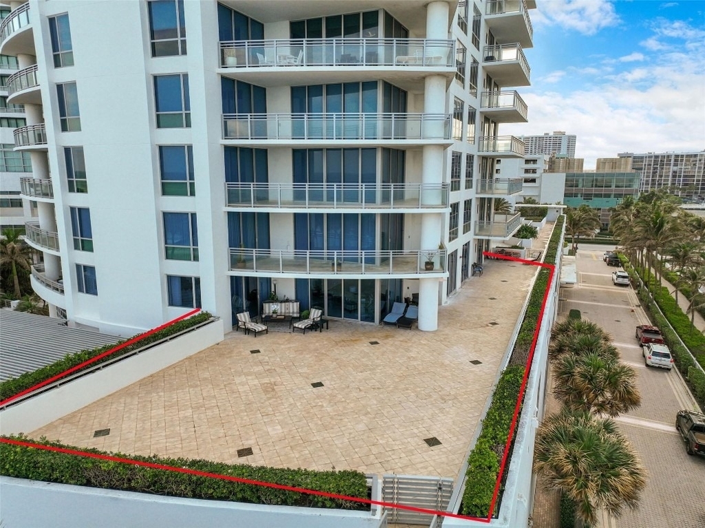 3535 S Ocean Drive - Photo 2