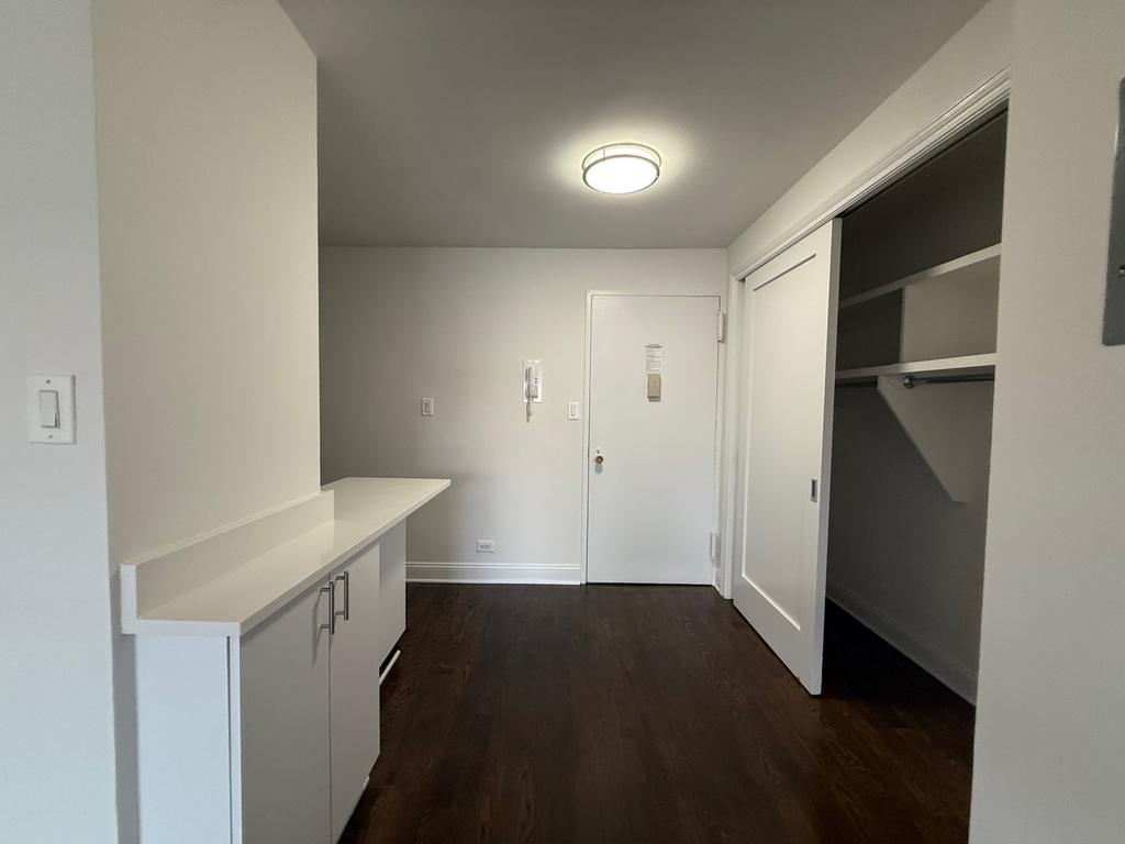 145 East 16th Street - Photo 7