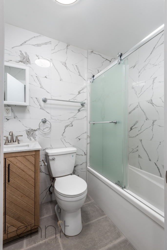 320 Throop Avenue - Photo 6
