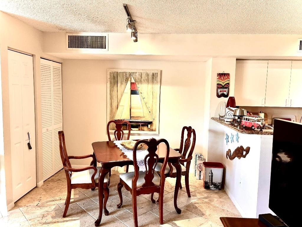 127 Yacht Club Way - Photo 5