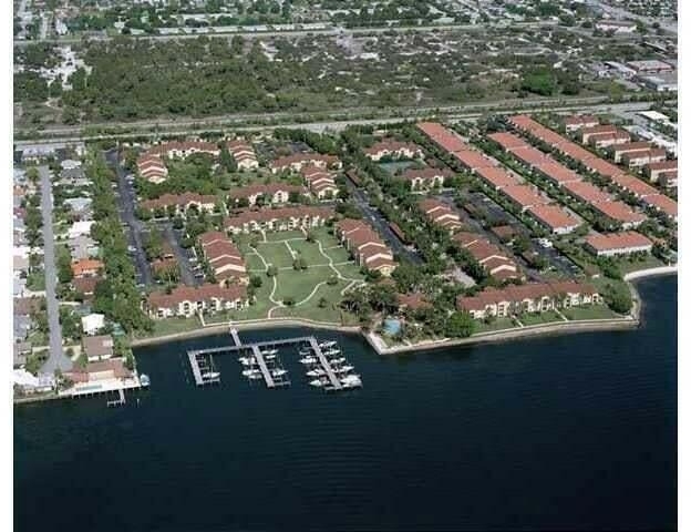 127 Yacht Club Way - Photo 21