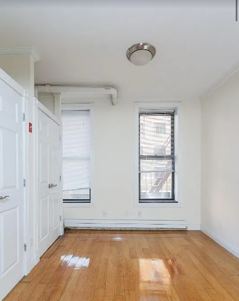 44 Avenue B - Photo 1