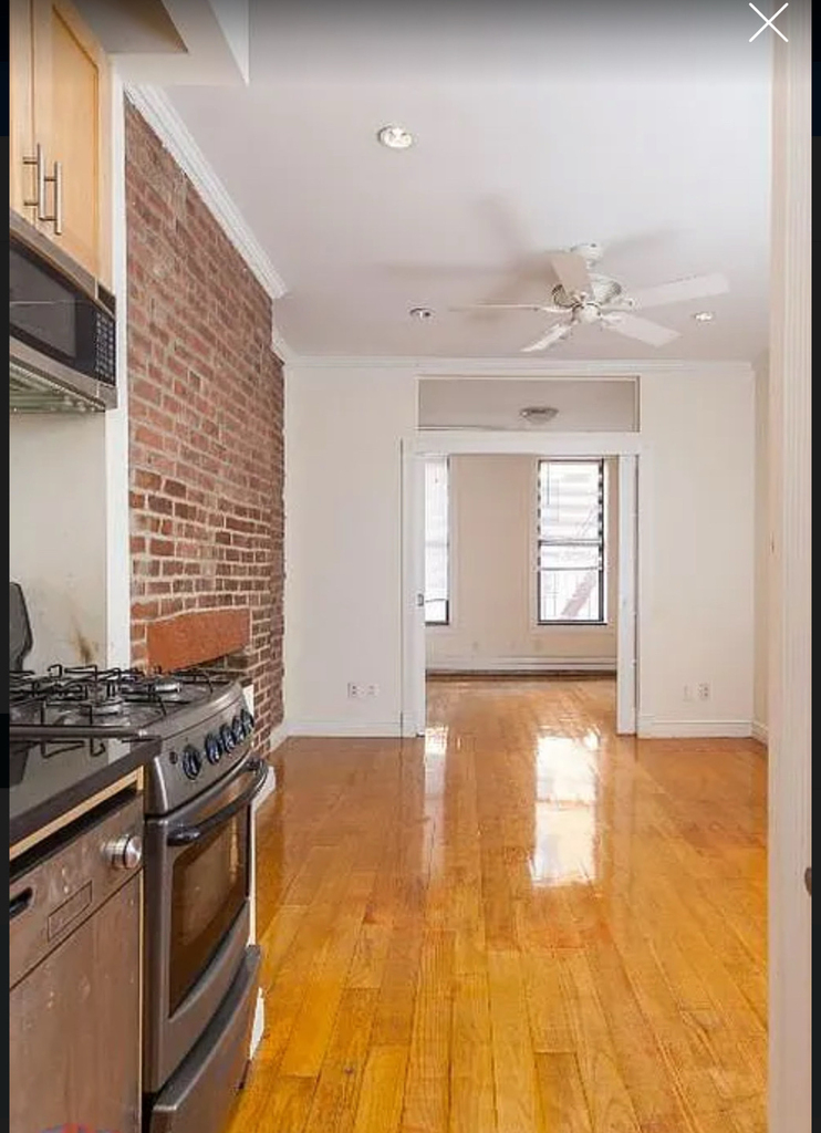 44 Avenue B - Photo 0
