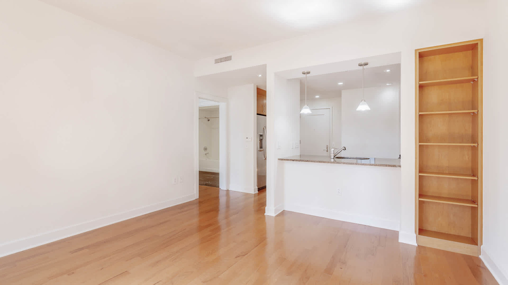425 Massachusetts Avenue Nw - Photo 6