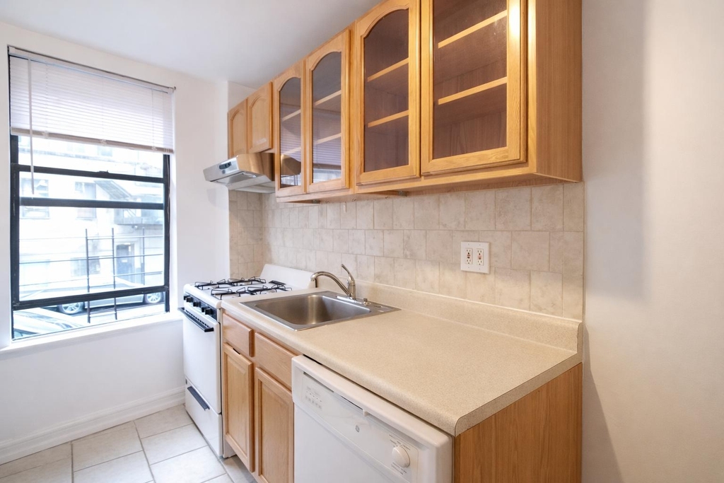 86 Haven Avenue - Photo 7