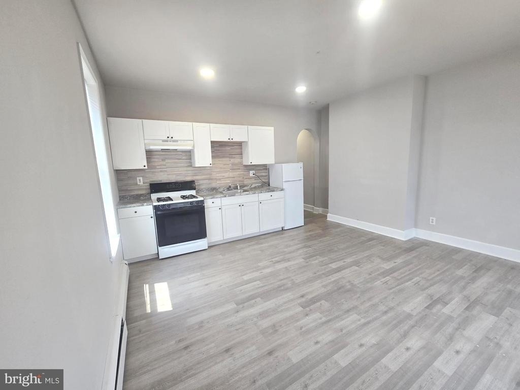 820 Wynnewood Road - Photo 1