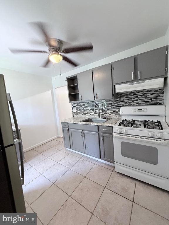 1820 W Fayette Street - Photo 8