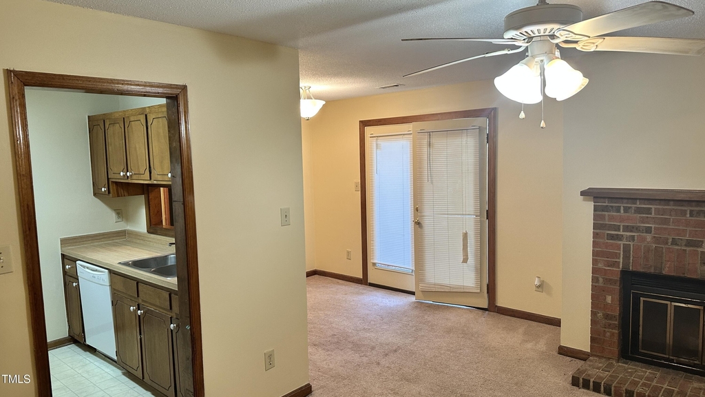 3239 Mill Run - Photo 4