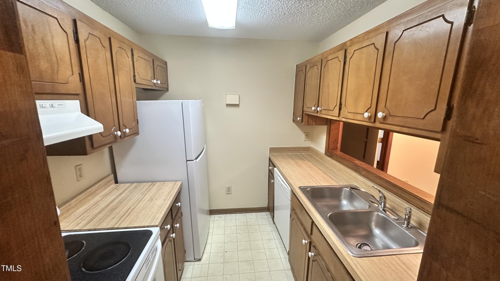 3239 Mill Run - Photo 1