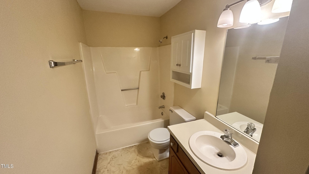 3239 Mill Run - Photo 6