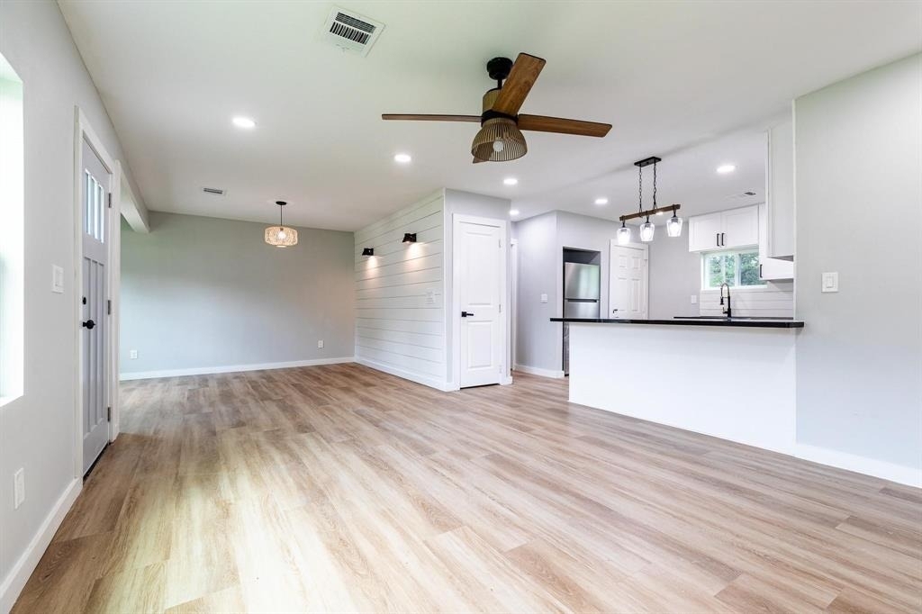 9529 Fairland Drive - Photo 2